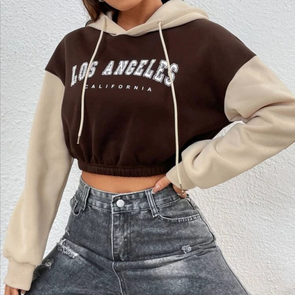 Pullover crop sweater